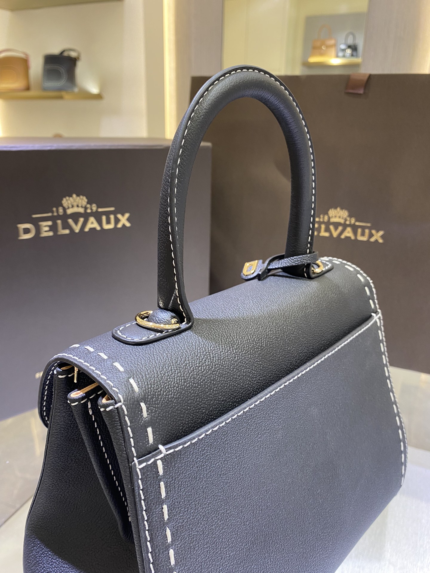 델보 브리앙 PM 박스백